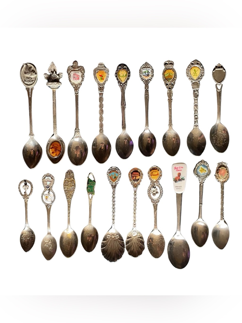 19 Vintage Collectible Souvenir Spoons